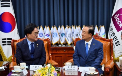 우원식 국회의장 한교총 내방 (2).JPG